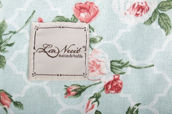 Прихватка-варежка Маленькие розы 16x33 см разноцветный La Nuit 