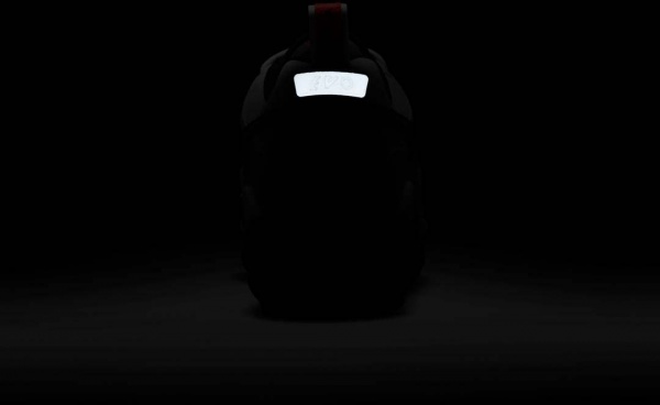 Кроссовки Nike AIR VAPORMAX EVO CZ1924-100 р.US 8 чорно-серый с белым