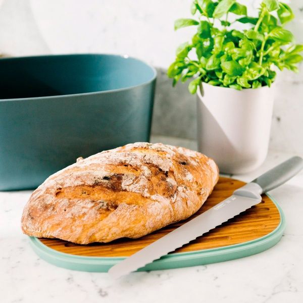 Хлібниця LEO з обробною дошкою BergHOFF