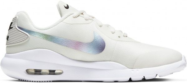 Кроссовки Nike AIR MAX OKETO BG AR7419-101 р.US 4Y белый