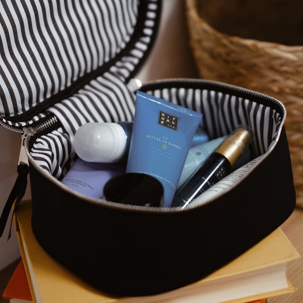 Косметичка Organize с бантиком M