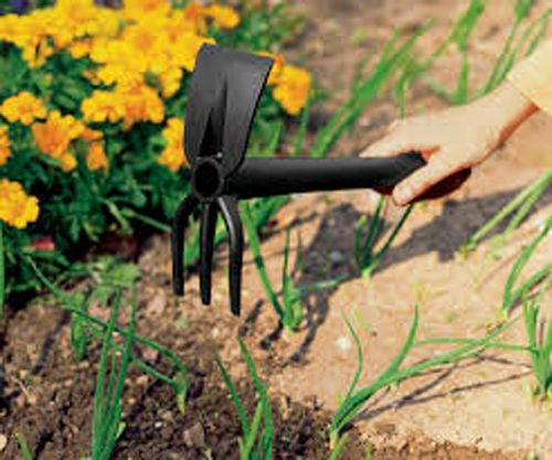 Тяпка ручная Fiskars 137040