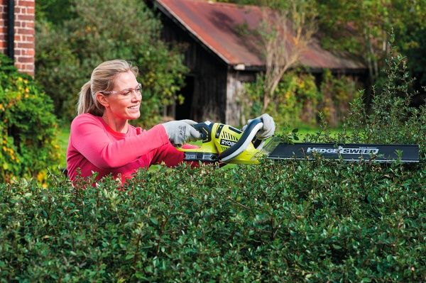 Кущоріз RYOBI OHT1855R