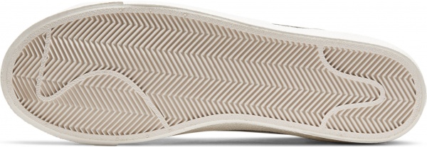 Кроссовки Nike Blazer Mid '77 Vintage BQ6806-002 р.47 черный