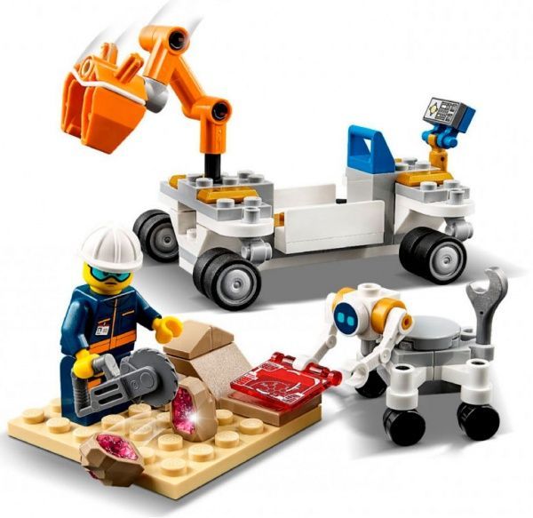 Конструктор LEGO City Ракета для проникновения вглубь космического пространства с контролем пуска 60228