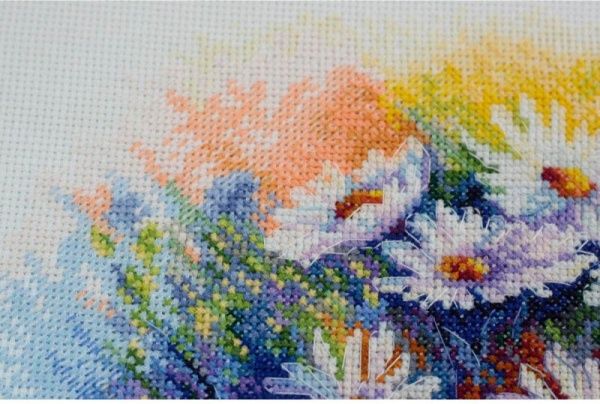 Набор для вышивания крестиком Акварельные ромашки AH-054 240 х 180 мм Абрис Арт