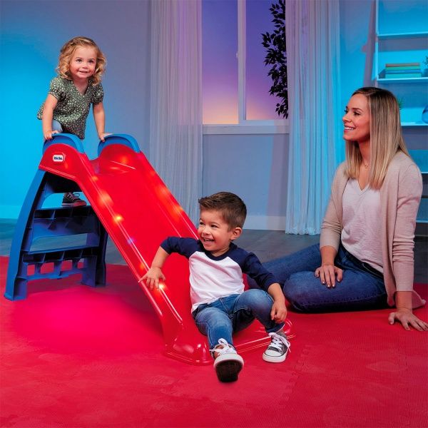 Горка Little Tikes складная с подсветкой Первый спуск