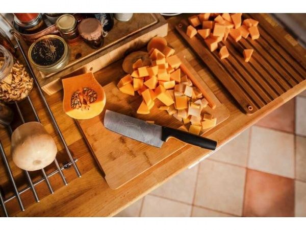 Нож-секач Fiskars FF Nakiri 1057537