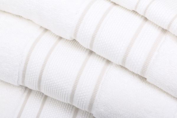 Полотенце Villa 30x50 см белый с бежевым Sous Dias 