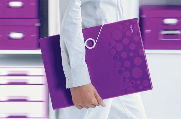 Папка з відділеннями WOW A4 фіолетовий металік 45890062 Leitz