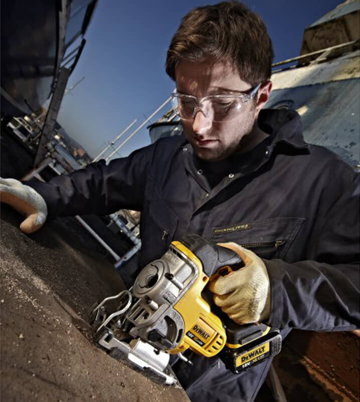 Электролобзик DeWalt аакумуляторный DCS331N