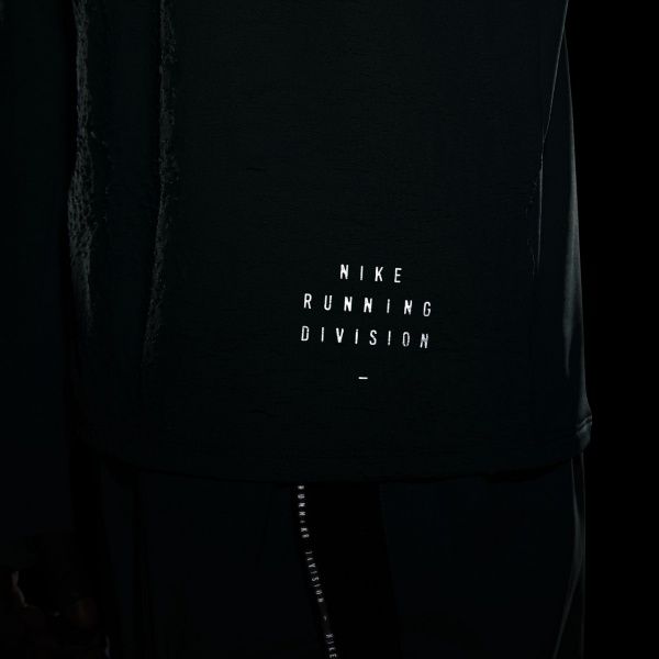 Джемпер Nike NK RN DVN DF ELEMENT TOP HZ DA0430-393 р. L зелений