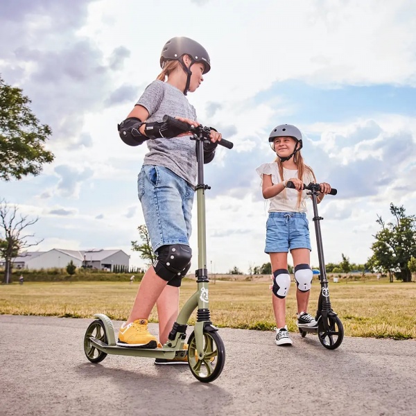 Самокат Kinderkraft Babytiger Spido Green зеленый BRSPID00GRE0000 