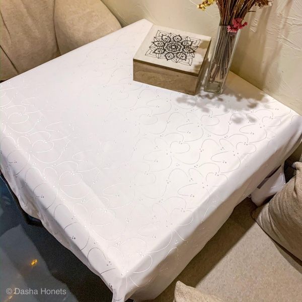 Скатерть Jaquard 3-666 водоотталкивающая 150x180 см белый ITA Dream 