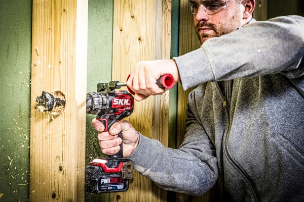 Шуруповерт ударний акумуляторний SKIL XP CD1E3085CA