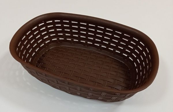 Кошик плетений 25,5x18,5x7,5 см темно-коричневий Plastic's Craft