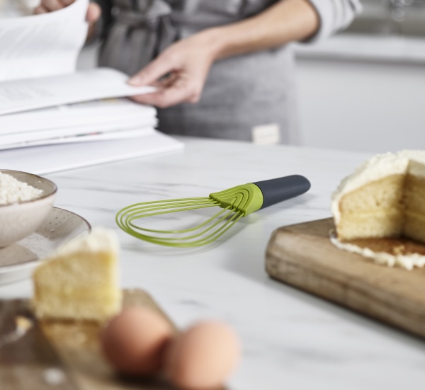 Венчик 2-в-1 Twist серо-зеленый 1000972 Joseph Joseph