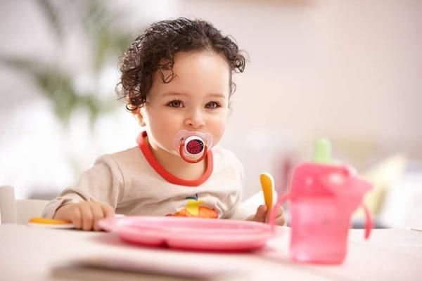 Пустушка Philips Avent Кролик Трумен і його друзі 2 шт. SCF182/15