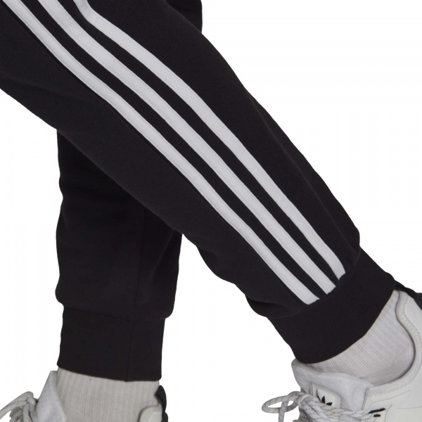 Брюки Adidas JUVE 3S SWT PNT GR2931 р. M черный
