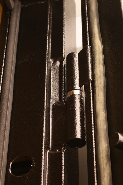 Двері вхідні металеві Y1S001C053+P037C283 чорний 2050х860 мм праві