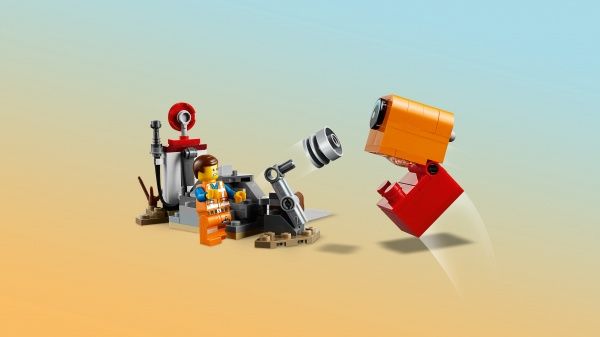Конструктор LEGO Movie Трехколесный велосипед Эммета 70823