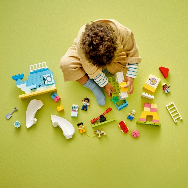 Конструктор LEGO DUPLO Ігровий майданчик 10991