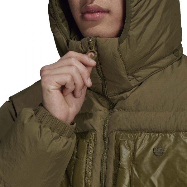 Пуховик Adidas DOWN REGEN PUFF H13563 р.S оливковий