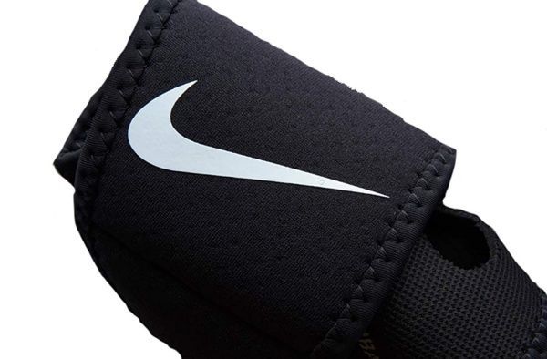 Бандаж Nike р. one size PRO WRIST AND THUMB WRAP 2.0 N.MZ.09.010 чорний