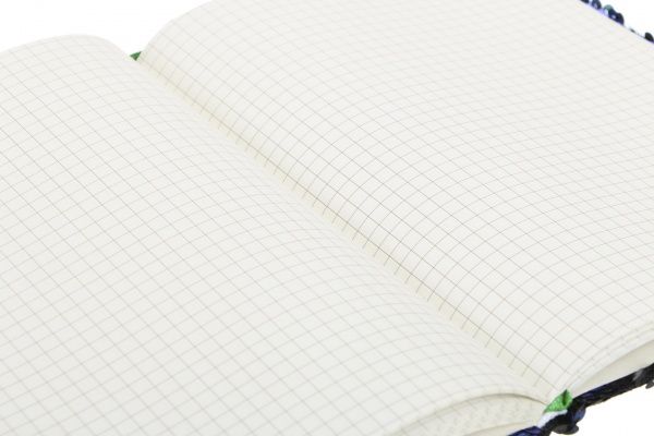 Книга для нотаток Паєтки А5 96 аркушів чорно-зелена