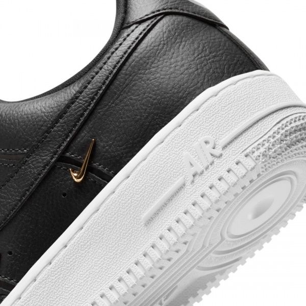 Кроссовки Nike Air Force 1 '07 LX CT1990-001 р.US 9 черный
