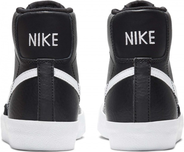 Кроссовки Nike Blazer Mid '77 DA4086-002 р.35,5 черный