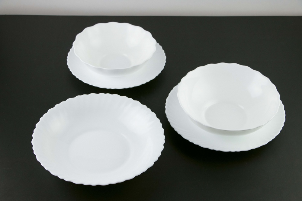 Тарелка обеденная Vittora Blanco Wave 220 мм