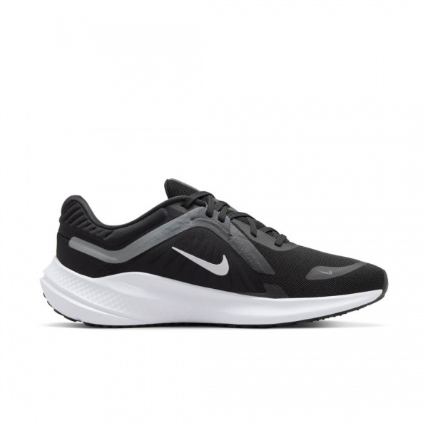 Кроссовки Nike NIKE QUEST 5 DD0204-001 р.43 черный