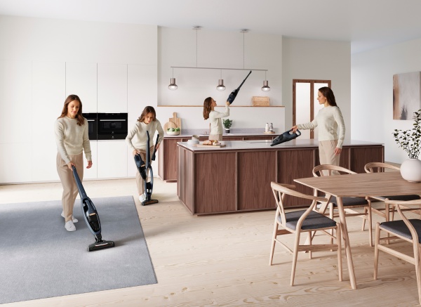 Пылесос аккумуляторный Electrolux WQ61-46DB blue 