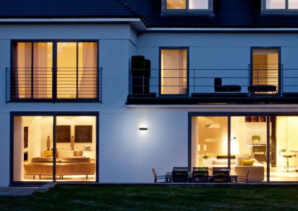 Подсветка для фасадов и ступенек Osram Shield 3000 K IP44 LED 11 Вт черный 