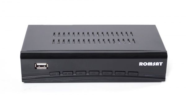 ТВ-тюнер Romsat T8050HD