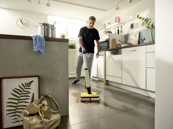 Поломоечная машина Karcher FC 7 Cordless yellow 1.055-730.0 