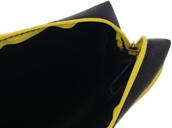 Пенал школьный на два отделения Snappy Raccon черно-желтый