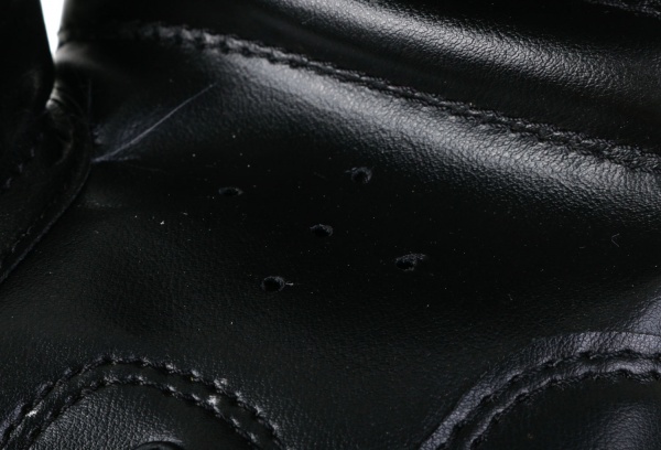Боксерские перчатки MaxxPro AVG-616 р. 6 черный