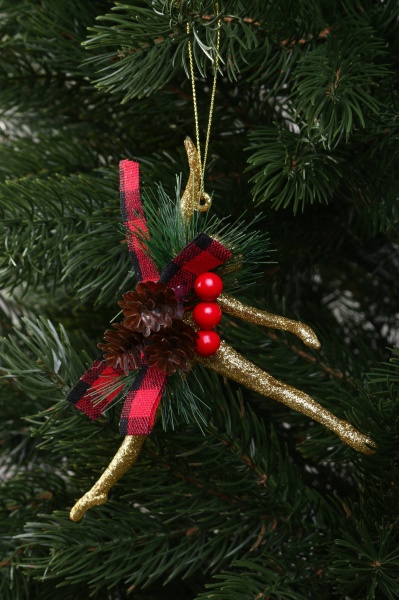 Декоративна підвіска Балерина з декором 15x9x3,5 см золотий LD21042