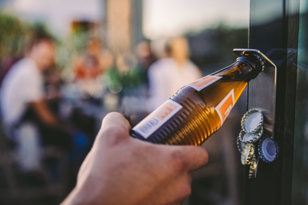 Открывалка для бутылок Johnny Catch Magnet Hoefats