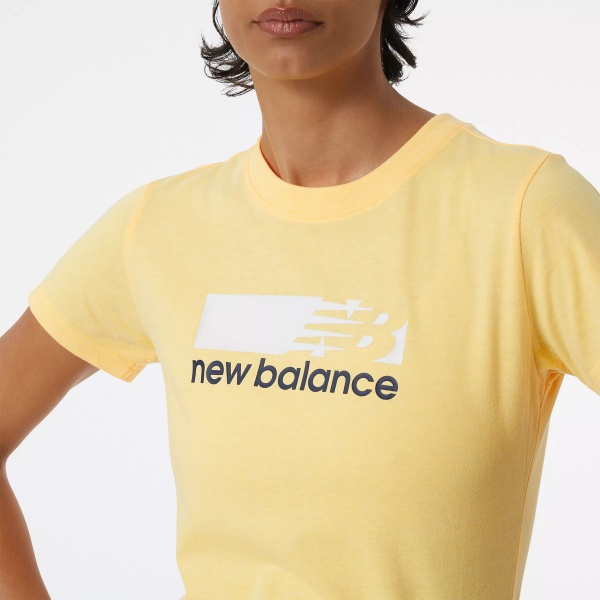 Футболка New Balance WT13800VAC р.S помаранчевий