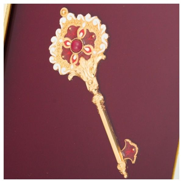 Декор настенный Подарок Ключ 25x20 см красный 