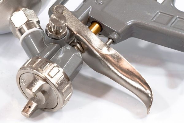 Краскораспылитель MTX HP 0,6 л + сопла 1.2, 1.5 и 1.8 мм 573149