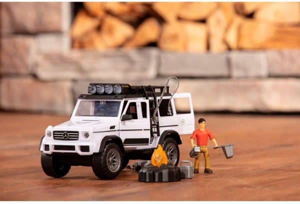 Ігровий набір Dickie Toys Плейлайф Пригоди з позашляховиком зі звуковими та світловими ефектами 3835002