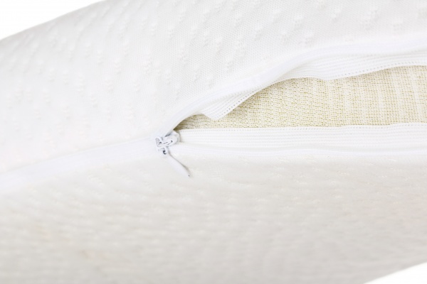 Подушка Britta Kamasana 60x43 см білий