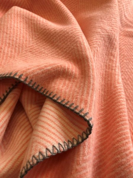 Плед Herringb.coral 150x200 см розовый/белый Wohndecke 