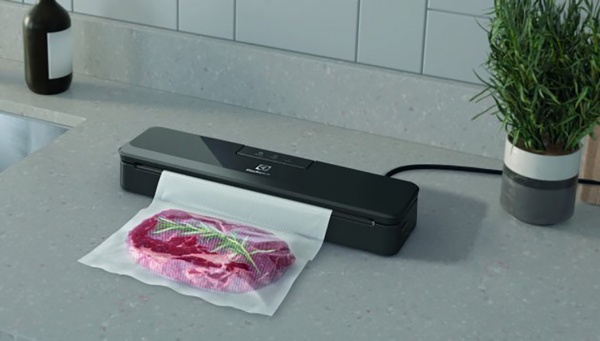 Пакувальник вакуумний Electrolux E4VS14AG 