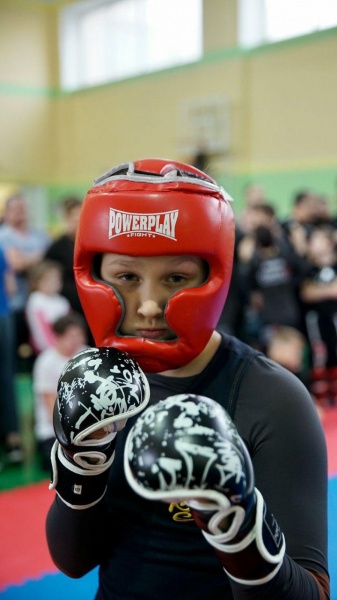 Шлем боксерский PowerPlay 3100 красный р. M 