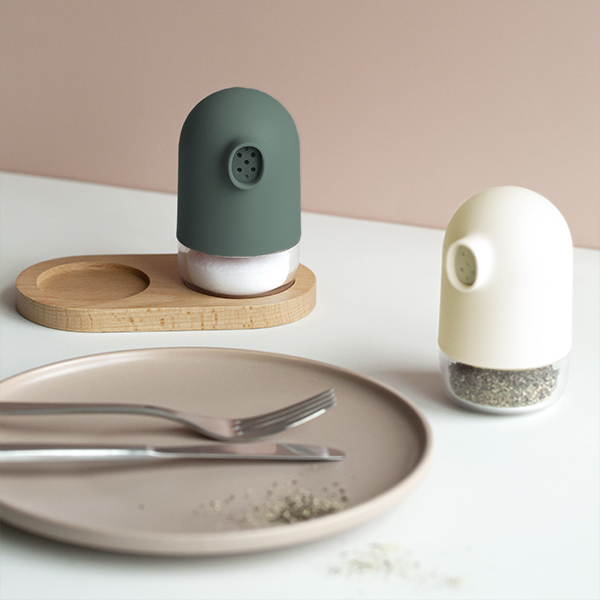 Набор для соли и перца Smart Kitchen by Flamberg Duck green/milk white 14,8х7,3 см